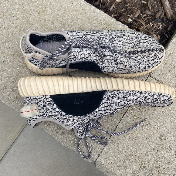 SOLD•Adidas Yeezy Boost 350 Turtledove - Picture 7 of 7